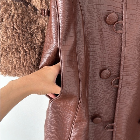 House of Sunny Brown Faux Fur Trimmed Coat size us 6 - Picture 4 of 5